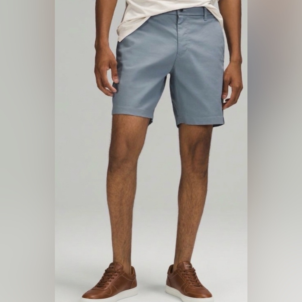 Lululemon - Men’s Commission short classic cotton blend pants light blue Size 36